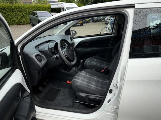 Peugeot 108 1.0 e-VTi | 68 PK | Active | Airco | 5-drs Pack Premium |
