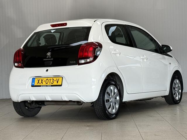 Peugeot 108 1.0 e-VTi Active /5-Drs! /LED Dagrijverl. /Airco /Elek. ramen voor /C.V. afstand /Bluetooth /AUX & USB /Isofix /Mistlampen.