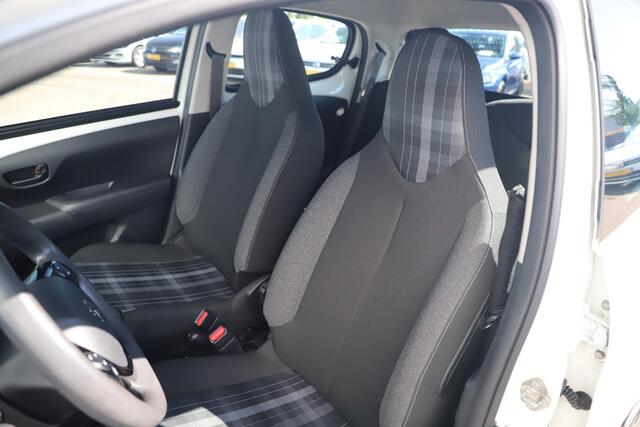 Peugeot 108 1.0 e-VTi Active Airco Radio Bluetooth Elektrische Ramen