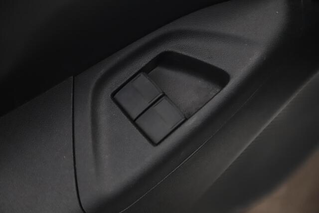 Peugeot 108 1.0 e-VTi Active Airco Radio Bluetooth Elektrische Ramen