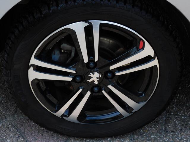 Peugeot 108 1.2 Puretech GT-Line FULLMAP NAVI! ACHTERUITRIJCAM! BLUETOOTH! CRUISE! AIRCO! LM VELGEN!