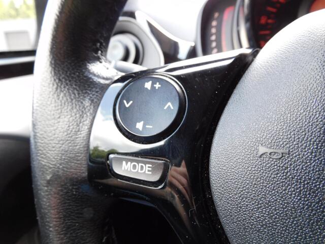 Peugeot 108 1.2 Puretech GT-Line FULLMAP NAVI! ACHTERUITRIJCAM! BLUETOOTH! CRUISE! AIRCO! LM VELGEN!