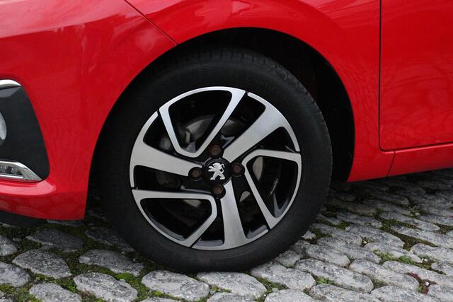 Peugeot 108 1.0 e-VTi Allure Automaat, Apple Carplay, Airco, Elektrische verstelbare spiegels, Exterieur Chroom Details, Privacy Glass