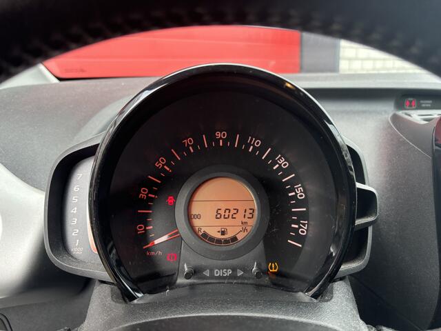 Peugeot 108 1.2 Puretech Allure TOP! CABRIO / NAVI / CLIMA / BLUETOOTH / ELEK RAMEN / NL-AUTO