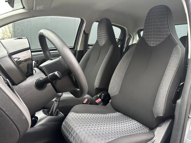 Peugeot 108 1.0 e-VTi Active 5 drs | DAB | Bluetooth telefoon | A/C