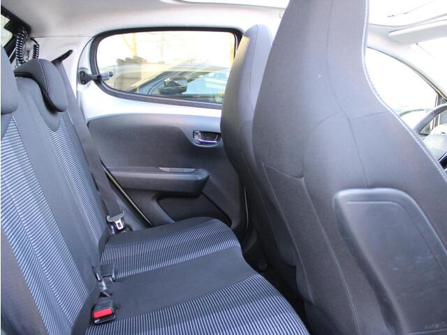 Peugeot 108 1.0 e-VTi Allure TOP! | Airco / Bluetooth