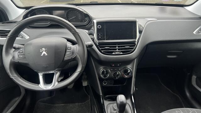 Peugeot 2008 1.2 PureT. Signature