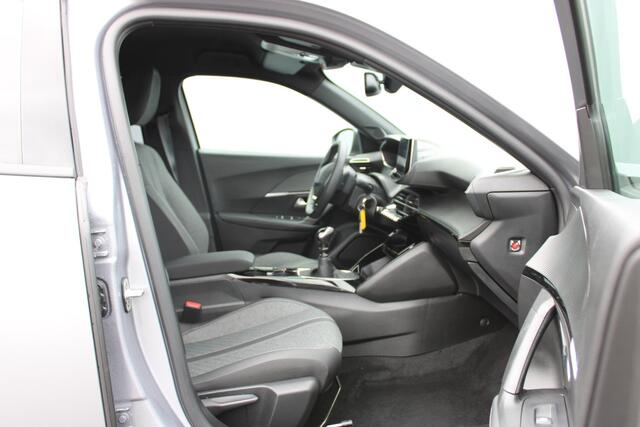 Peugeot 2008 1.2 PureTech 100 Allure Navigatie / Camera