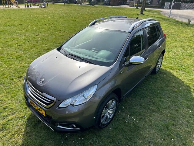 Peugeot 2008 1.2 PureTech Style *NAVIGATIE*CRUISE-CONTROL*PDC*LM-VELGEN*1ste Eign*