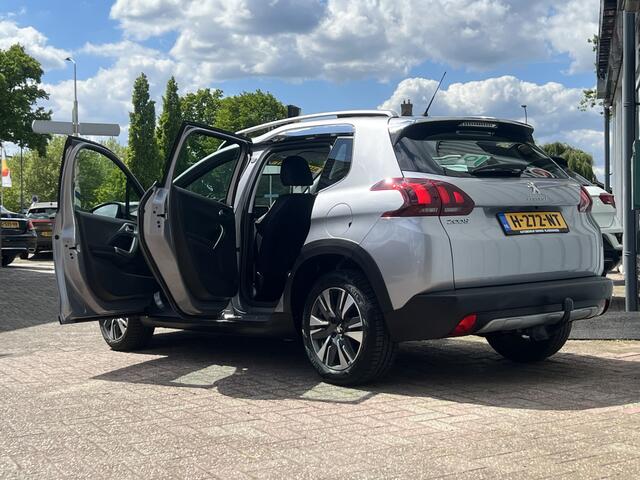 Peugeot 2008 1.2 PureTech GT-Line | AUTOMAAT | NW STAAT | TREKHAAK | NAVI | CAMERA |