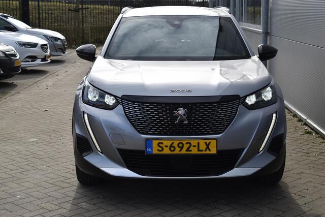 Peugeot 2008 1.2 PureTech Allure / navi / camera / led