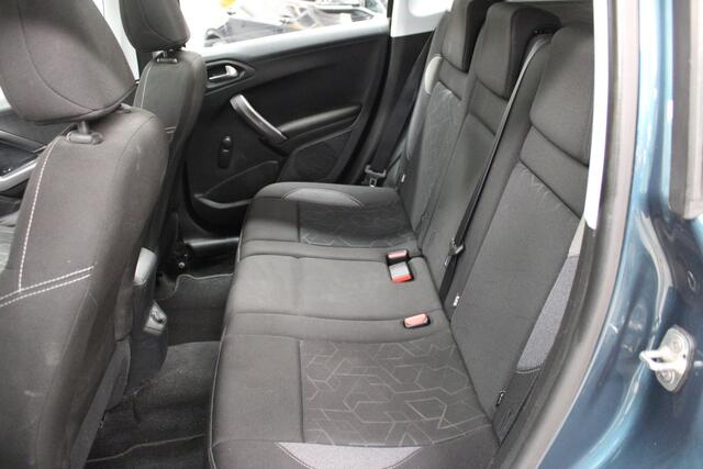 Peugeot 2008 1.2 PureTech Blue Lion 89.687km NAP, Panoramadak, Navi