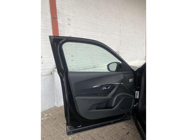 Peugeot 2008 1.2 PureTech 100 Allure |Navigatie!|Keyless!|CarPlay!|