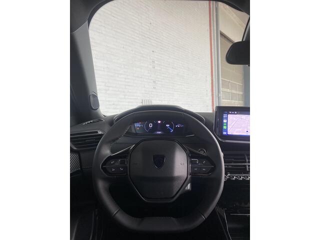 Peugeot 2008 1.2 PureTech 100 Allure |Navigatie!|Keyless!|CarPlay!|