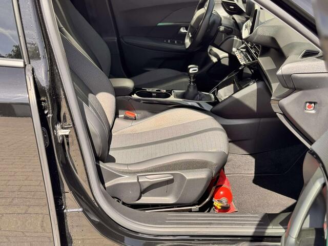 Peugeot 2008 1.2 PureTech Allure 101PK Nieuwe APK