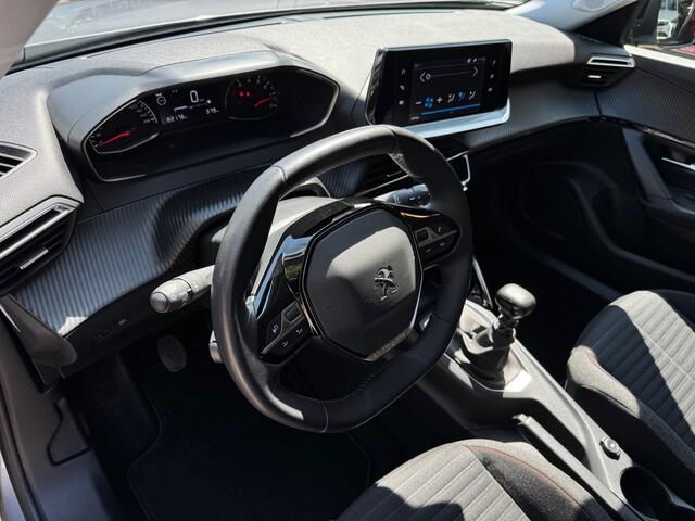 Peugeot 2008 1.2 PureTech Active Climate Control Navi Carplay 360Camera