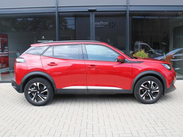Peugeot 2008 1.2 PureTech Allure Camera, Trekhaak, Navigatie