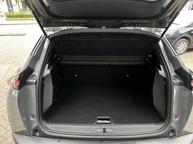 Peugeot 2008 1.2 PureTech Allure 130PK/Stoelverwarming/ECC/PDC.
