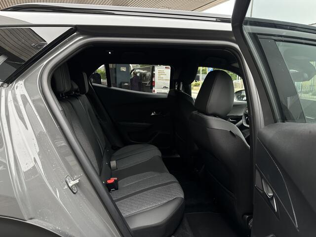 Peugeot 2008 1.2 PureTech Allure 130PK/Stoelverwarming/ECC/PDC.