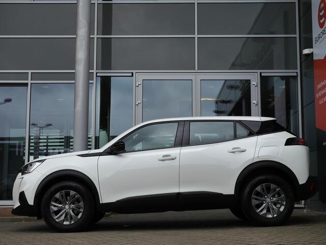 Peugeot 2008 1.2 PureTech Active Pack | Navigatie | Parkeersensoren achter | Cruise control | Climate control | Lage km.stand | Lichtmetalen velgen | Regensensor