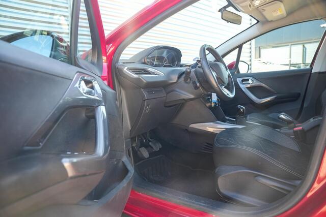 Peugeot 2008 1.2 PureTech Active Navigatie Cruise Airco