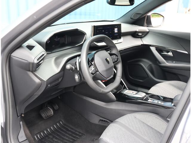 Peugeot 2008 1.2 Hybrid 136PK Allure | AUTOMAAT | AppleCarPlay/AndroidAuto | Climate Control | Adaptive Cruise Control | 360'Camera | FULL LED | Navigatie | LMV | Parkeersensoren | Privacy Glass | Isofix |