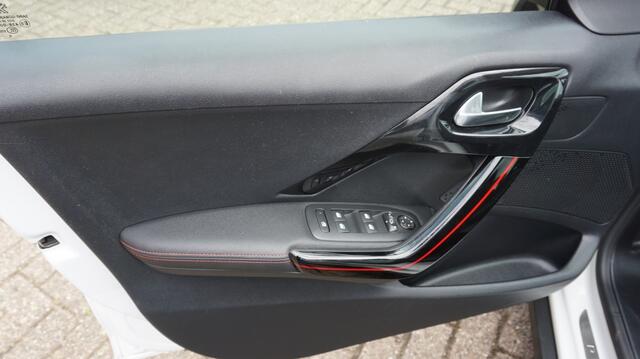 Peugeot 2008 1.2 PureTech GT-line