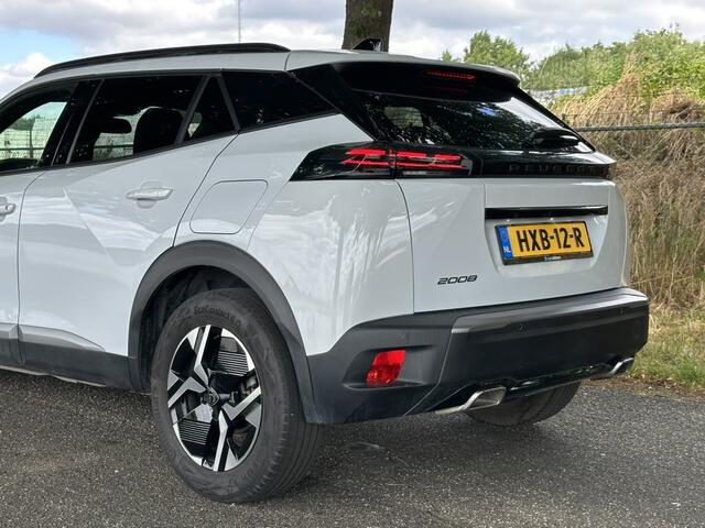 Peugeot 2008 1.2 PureTech Blue Lease Allure EAT8 | Nieuw model | Automaat | LED | Carplay | Camera