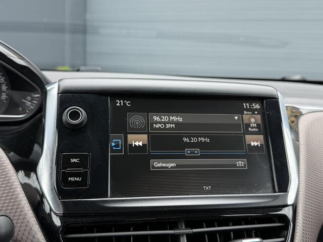 Peugeot 2008 1.2 PureTech Urban Cross 2e Eigenaar,Navi,110pk,Clima,Cruise,Trekhaak,Pdc,Nieuwe Apk bij Aflevering