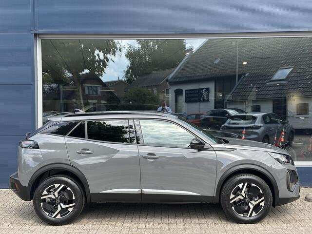 Peugeot 2008 1.2 Hybrid 145 PK Allure | Automaat | 2025 Auto | Navigatie via Telefoon | Grip Control met All Season Banden | Adaptieve Cruise Control | 360 Graden Camera | Parkeersensoren V+A | Hoge Zitpositie | Hybride Elektrisch rijden met Automaat | Climate Control