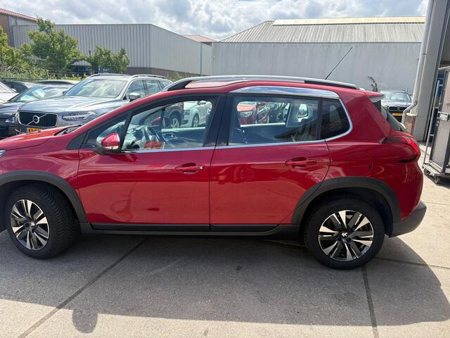 Peugeot 2008 1.2 PureTech Allure