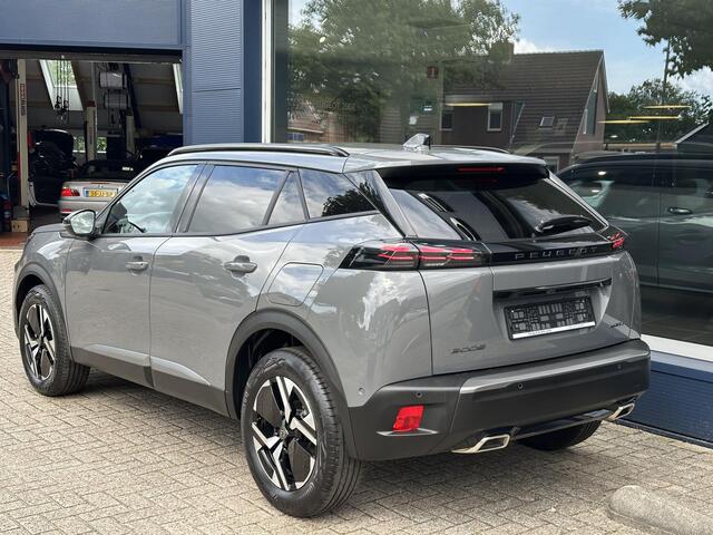 Peugeot 2008 1.2 Hybrid 145 PK Allure | Automaat | 2025 Auto | Navigatie via Telefoon | Adaptieve Cruise Control | 360 Graden Camera | Parkeersensoren V+A | Hoge Zitpositie | Hybride Elektrisch rijden met Automaat | Climate Control | Stoelverwarming | LED Verlichting 