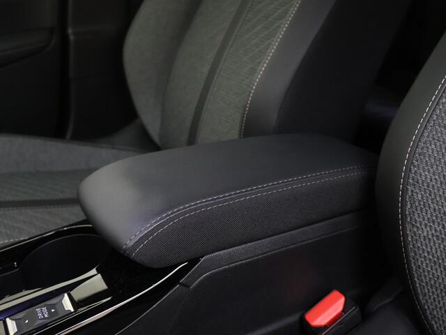 Peugeot 2008 1.2 Hybrid 136 Allure