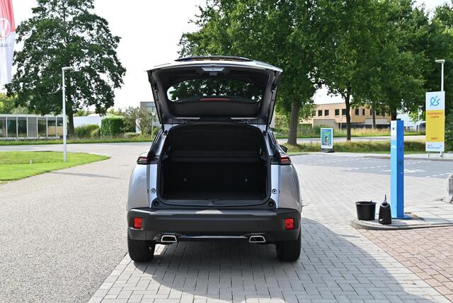 Peugeot 2008 1.2 Hybrid 136 GT