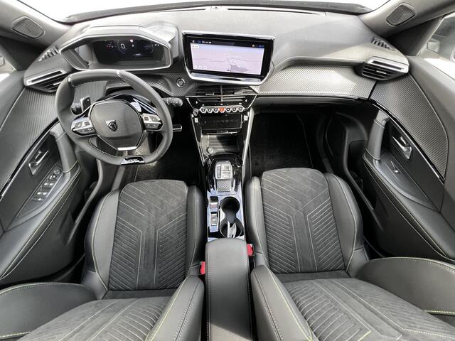 Peugeot 2008 1.2 Hybrid 145 GT / Nieuw, veel voordeel / tot 8 jaar Garantie / Elektr. schuifdak en bestuurdersstoel / Stoelverwarming / Camera 360° / Adapt. CC / Navi / Apple Carplay Android / 17" LM wielen / ook in zwart leverbaar /
