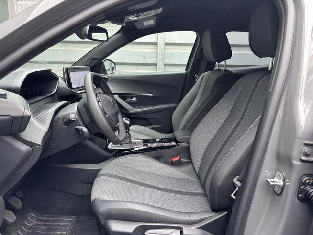 Peugeot 2008 Allure 1.2 Turbo 100pk | KEYLESS ENTRY | GRIPCONTROL | 360° CAMERA | NAVI | ADAPTIVE CRUISE | CLIMA | 17" LM | DAB+