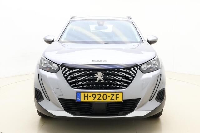 Peugeot 2008 1.2 PureTech Allure | Navigatie | Climate control | Trekhaak | Camera | Lichtmetalen velgen | Dakrails | Cruise control | Bluetooth