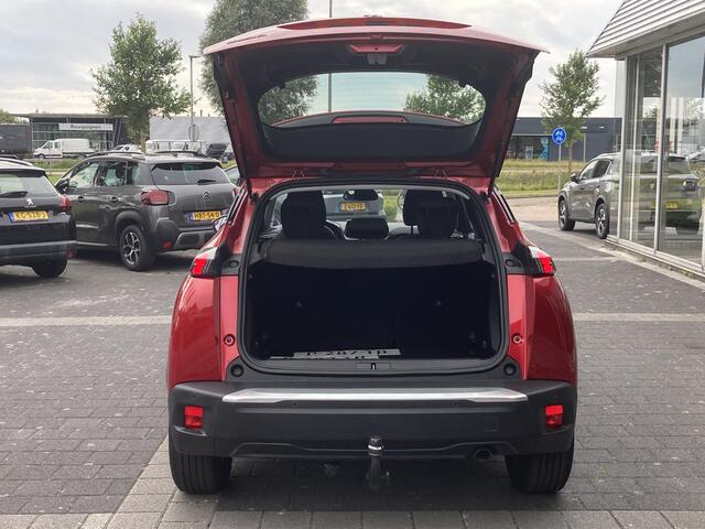 Peugeot 2008 1.2 PureTech Active Pack | Apple Carplay/Android Auto | Cruise control | Afneembare Trekhaak | Navigatie via App |