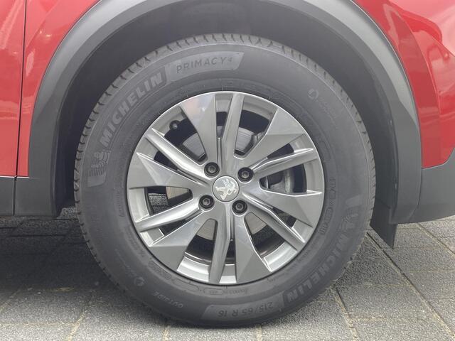 Peugeot 2008 1.2 PureTech Active Pack | Apple Carplay/Android Auto | Cruise control | Afneembare Trekhaak | Navigatie via App |