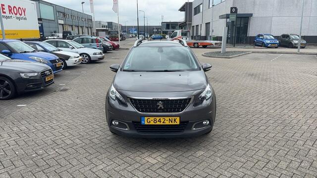 Peugeot 2008 1.2 PureTech Signature