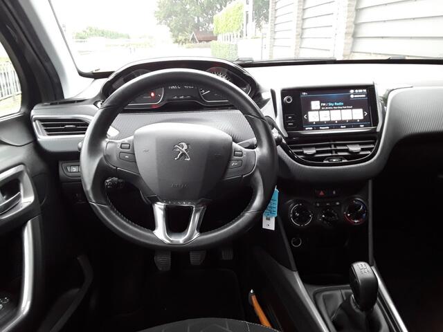 Peugeot 2008 1.2 PURET. BLUE LION