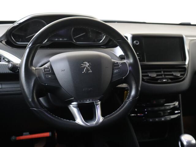 Peugeot 2008 1.2 PureTech Allure Trekhaak | Lage KM-stand | Parkeersensoren