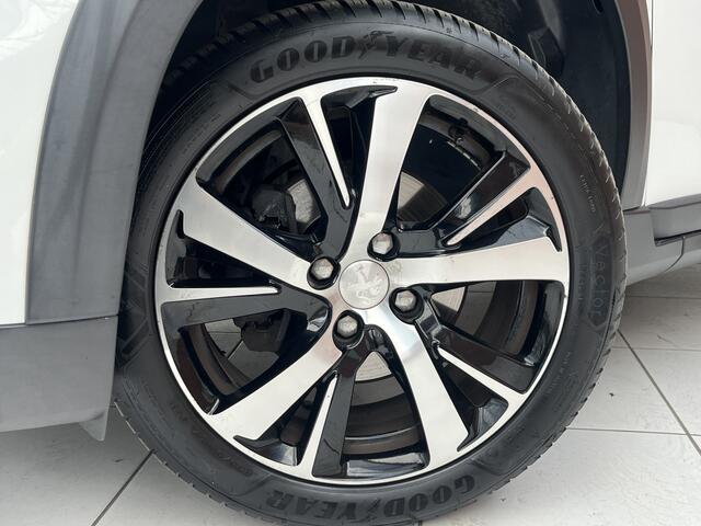 Peugeot 2008 PureTech 110 GT-line | Trekhaak | Carplay/Android Auto | Panoramadak |