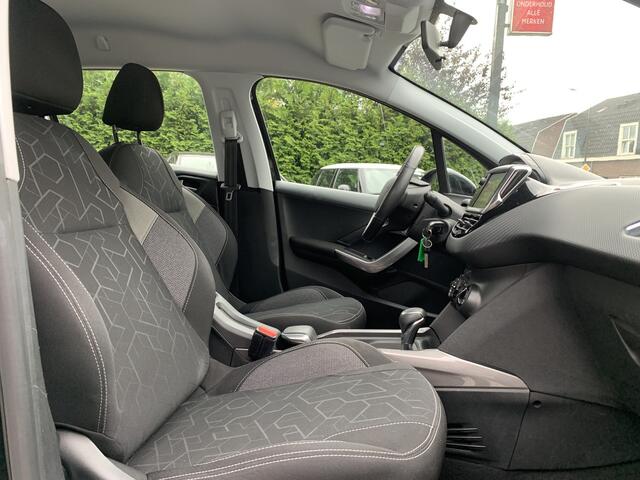 Peugeot 2008 1.2 PT 110pk Aut. Blue Lion, Navi & CarPlay | Trekhaak