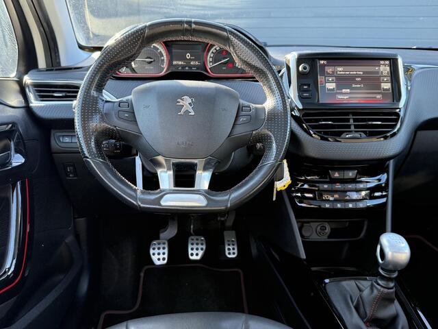 Peugeot 2008 1.2 PureTech GT-line 2e Eigenaar,Pano,Halfleder,Trekhaak,131pk,Pdc,Lm velgen,6 Bak,Clima,Cruise,Apk tot 02-2026