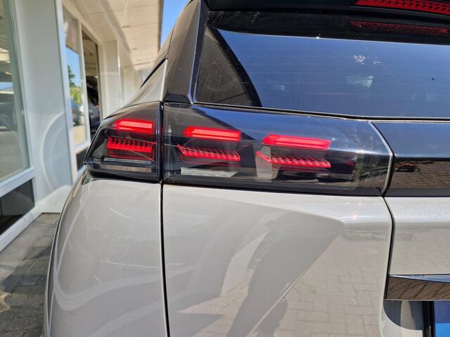 Peugeot 2008 1.2T 100pk Allure | Navigatie | Climate & Adaptive Cruise Control | Camera | AppleCarplay/Android Auto |