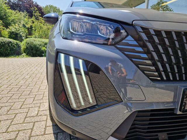 Peugeot 2008 1.2T 100pk Allure | Navigatie | Climate & Adaptive Cruise Control | Camera | AppleCarplay/Android Auto |