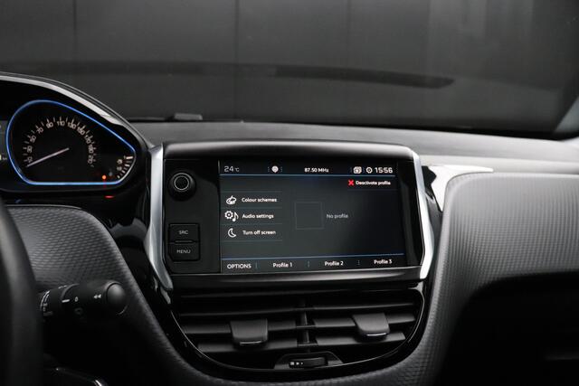 Peugeot 2008 1.2 PureTech Allure | PANODAK | TREKHAAK | CAMERA | NAVI | CRUISE |