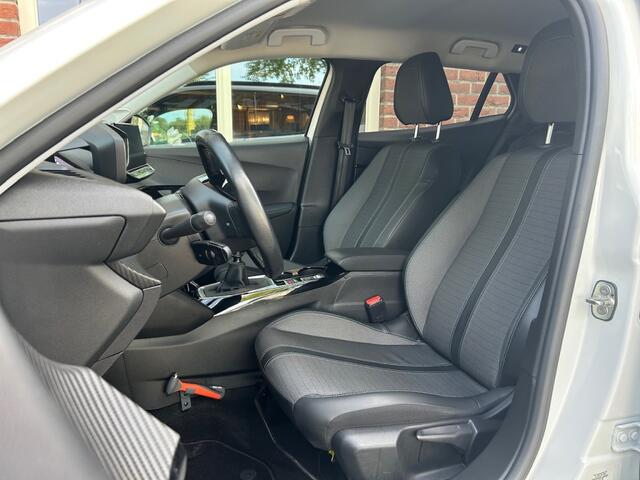 Peugeot 2008 1.2 PT B.L. Allure CAMERA / VIRTUAL COCKPIT / NAVI / CLIMA / CAR