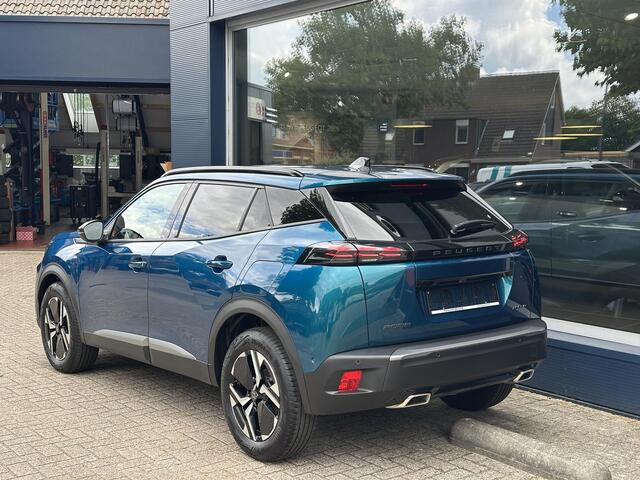 Peugeot 2008 1.2 Hybrid 145 PK Allure ¤ 6.000,- DEMO VOORDEEL| Automaat | Navigatie via Telefoon | Grip Control | All Season banden | Stoelverwarming | Adaptieve Cruise Control | 360 Graden Camera | Parkeersensoren V+A | Hoge Zitpositie | Hybride Elektrisch rijden met